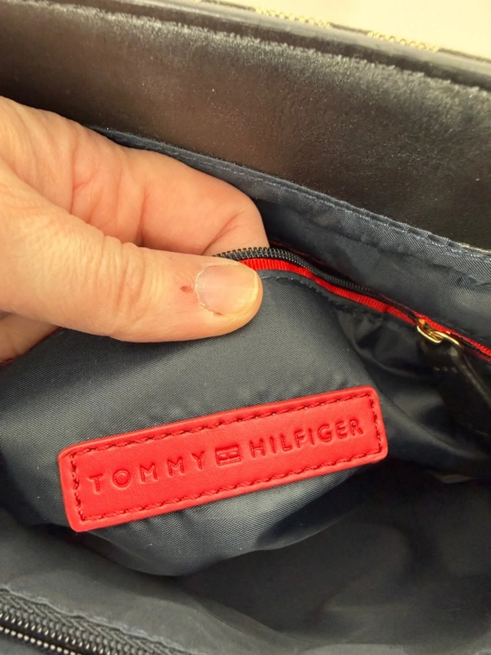 Tommy Hilfiger monogrammed Patterned shoulder bag